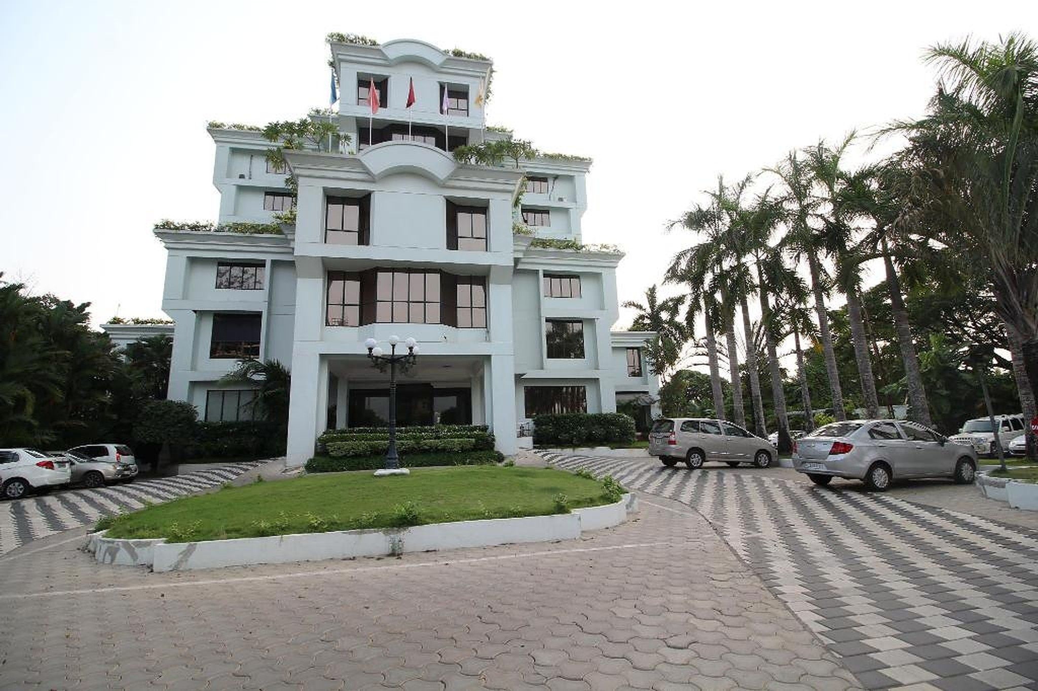 Hotel Exterior