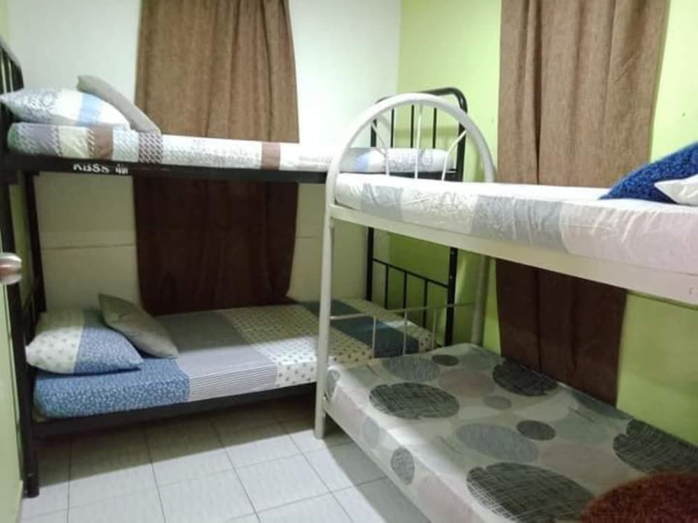 Room, 2 Bedrooms