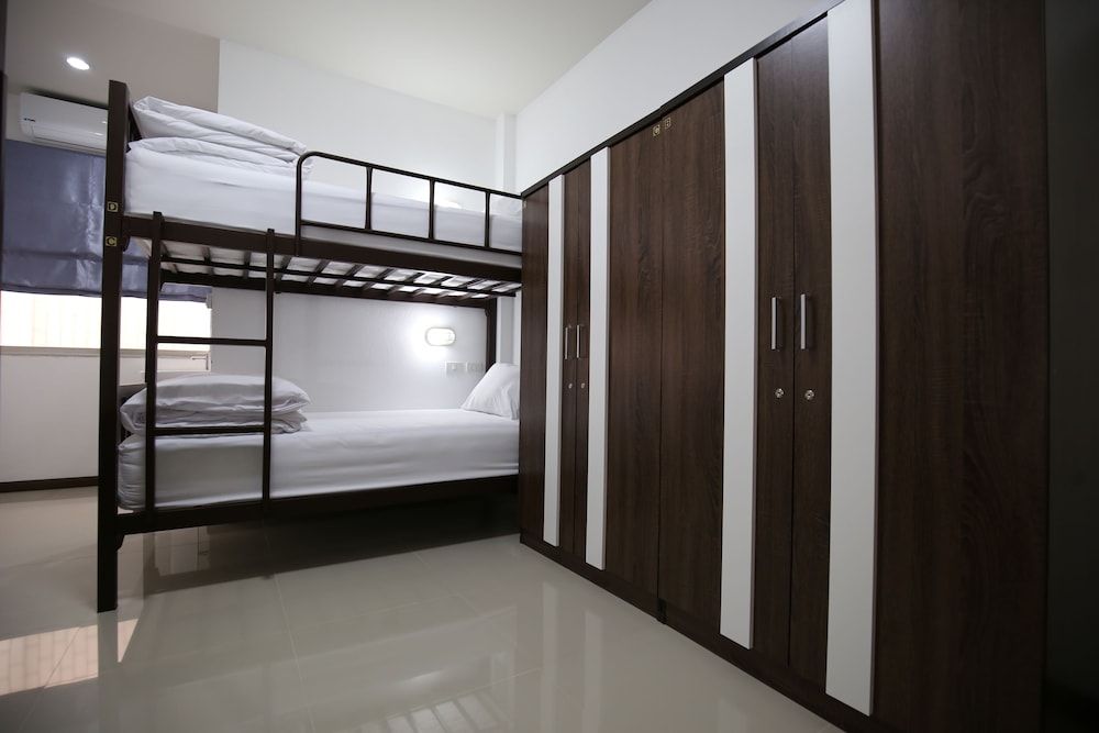 Shared Dormitory, Mixed Dorm