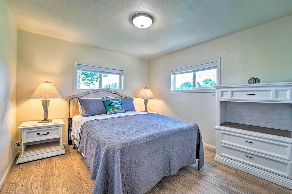 House (2 Bedrooms)