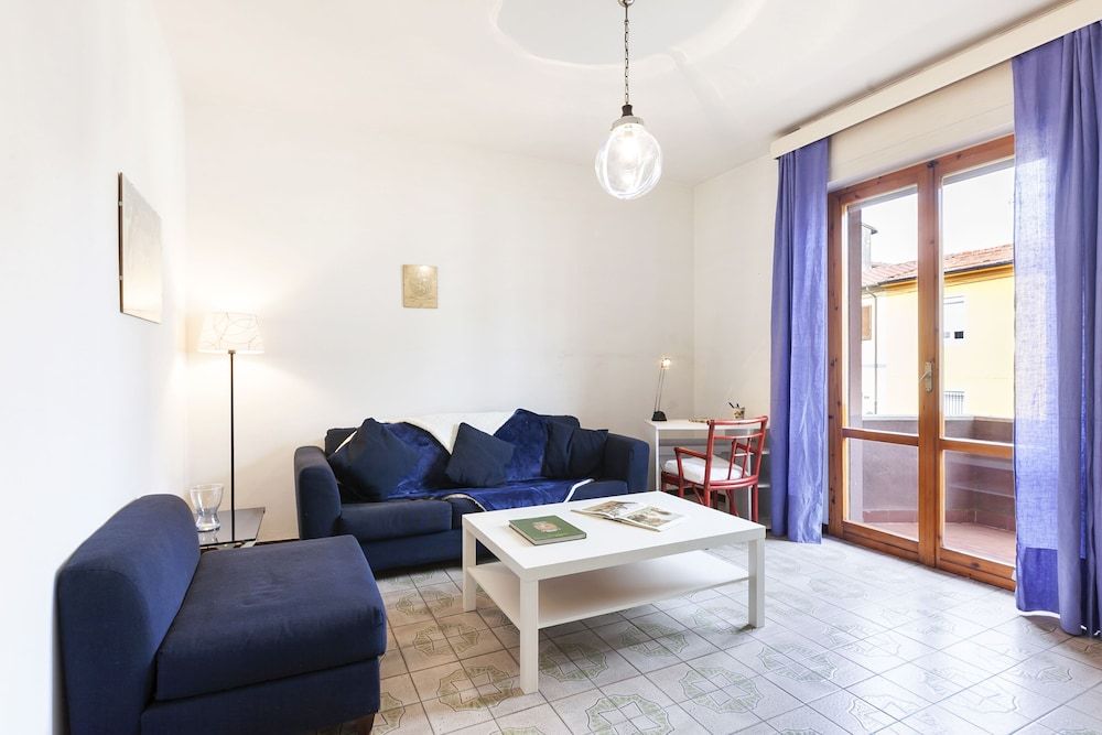 undefined Pisa Hospital Apartment with Parking and Balcony 8