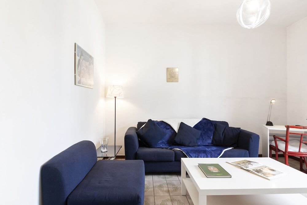 undefined Pisa Hospital Apartment with Parking and Balcony 10