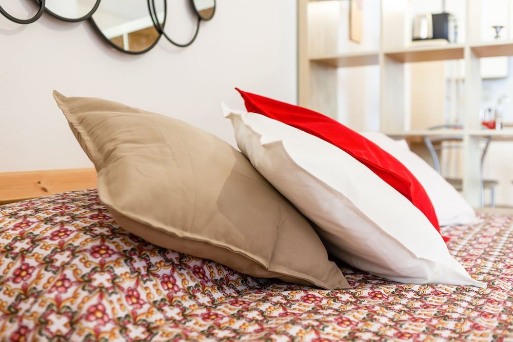 undefined Airport & Station Flat - Private Parking 6