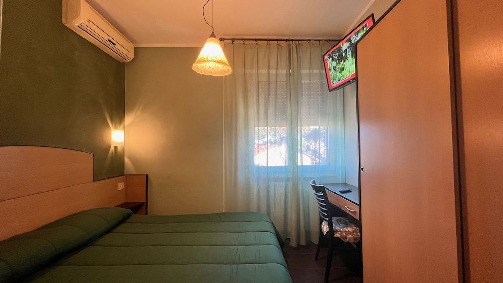 undefined Hotel Cavaliere Nero 3