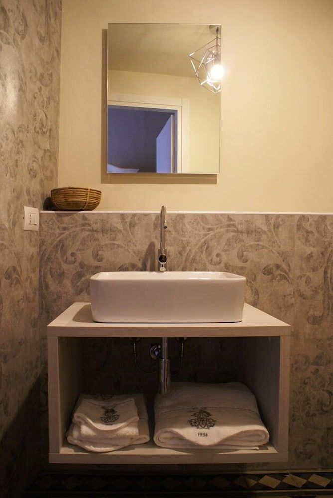 B&B Garibaldi Standard Double Room, 1 King Bed, Private Bathroom 6