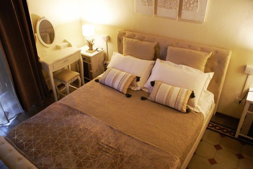 B&B Garibaldi Standard Double Room, 1 King Bed, Private Bathroom 3