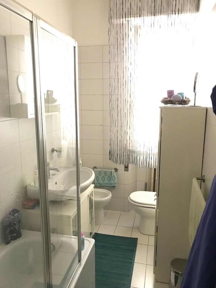 Pampero & Catona House B&B Family Room, Non Smoking, Private Bathroom (External) 29