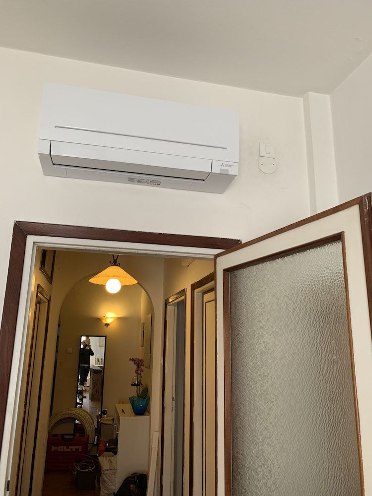 Pampero & Catona House B&B Family Room, Non Smoking, Private Bathroom (External) 15