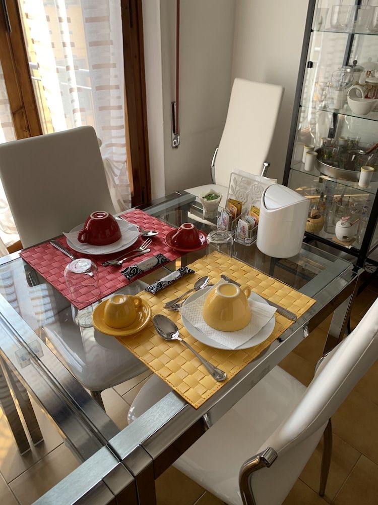 Pampero & Catona House B&B Family Room, Non Smoking, Private Bathroom (External) 26