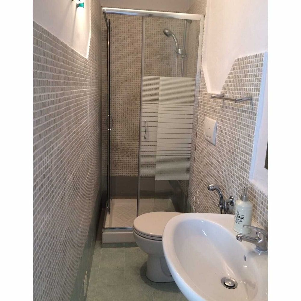 B&B Le Cascine Double Room, Ensuite 2