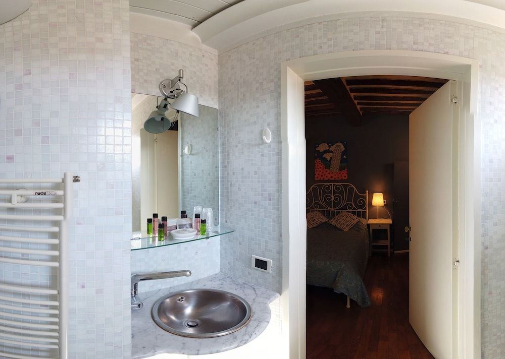 Attico sulla Torre Double Room (French) 5