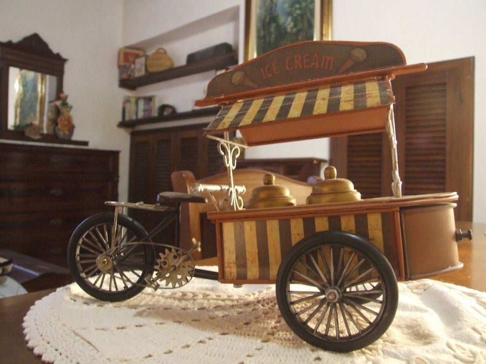 undefined Pisa Stay Close to Leaning Tower 6