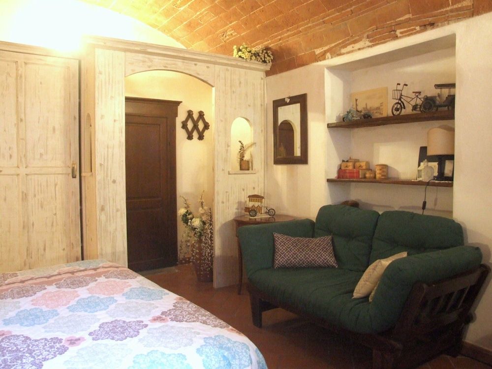 Pisa Stay Close to Leaning Tower House 7