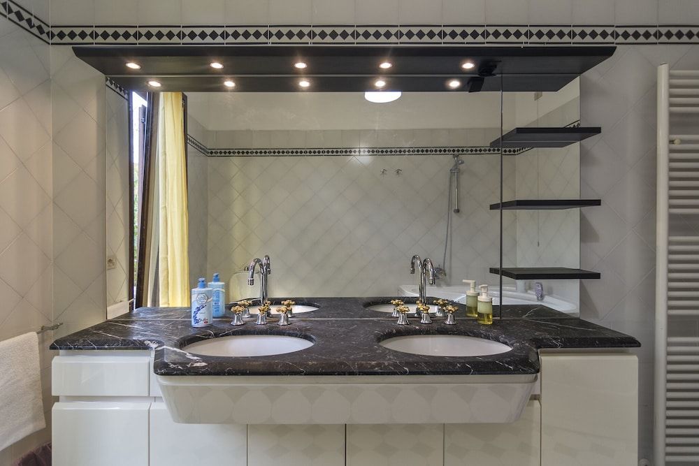 Il Cielo di Lucio Triple Room, Bathtub (Room 03) 8