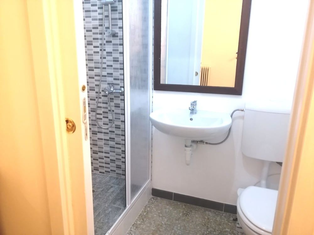 undefined Pisa Station Home 6