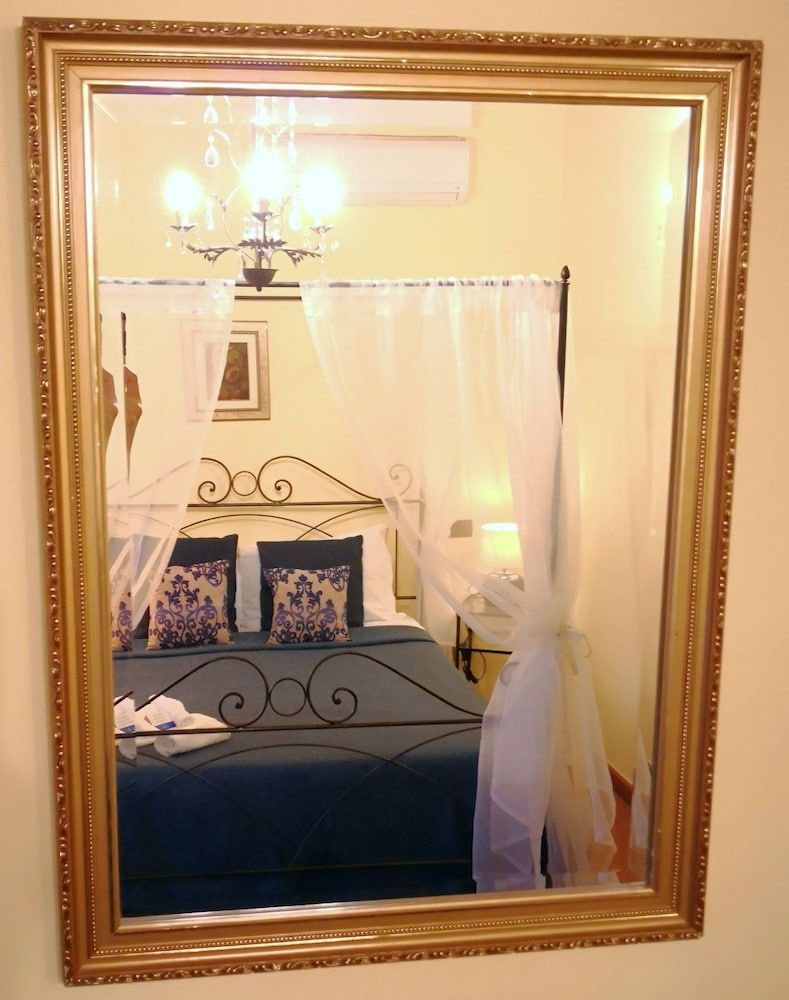 undefined B&B Window To The Tower 6