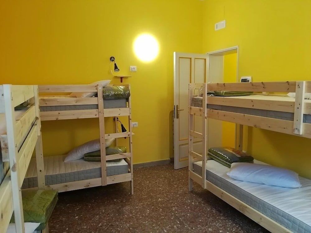 undefined Pisa Train Station Hostel 7