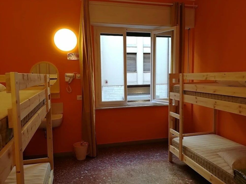 undefined Pisa Train Station Hostel 10