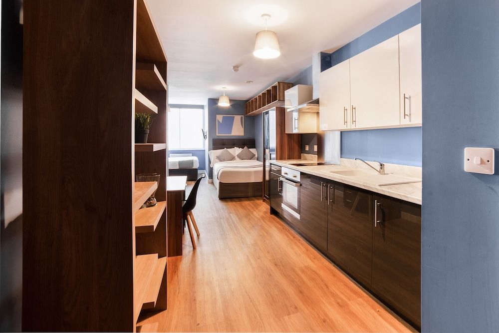 OYO Vincent Apartments Superior Suite, 2 Twin Beds (Twin) 7