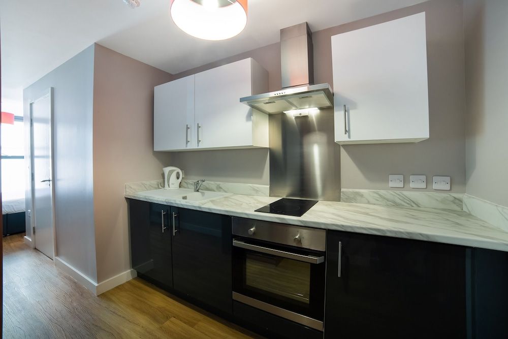 undefined OYO Vincent Apartments 5