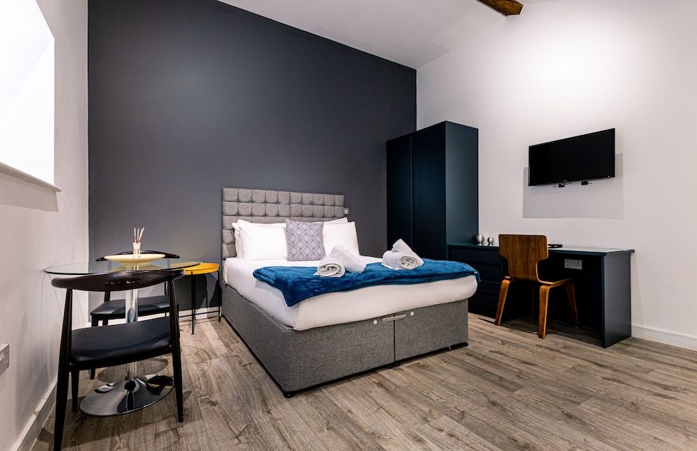 undefined CityStop Apartments Newington 7