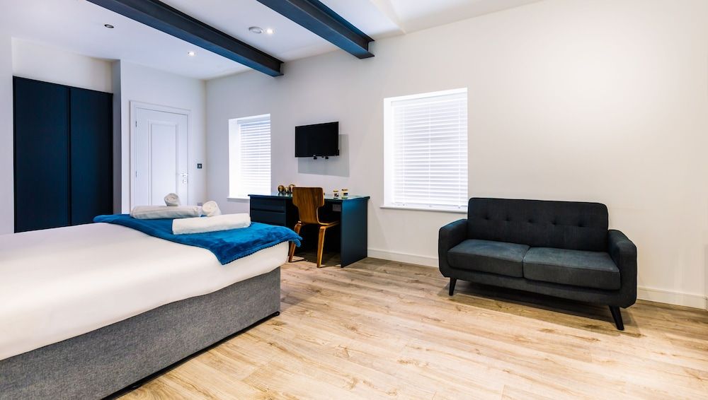 undefined CityStop Apartments Newington 6