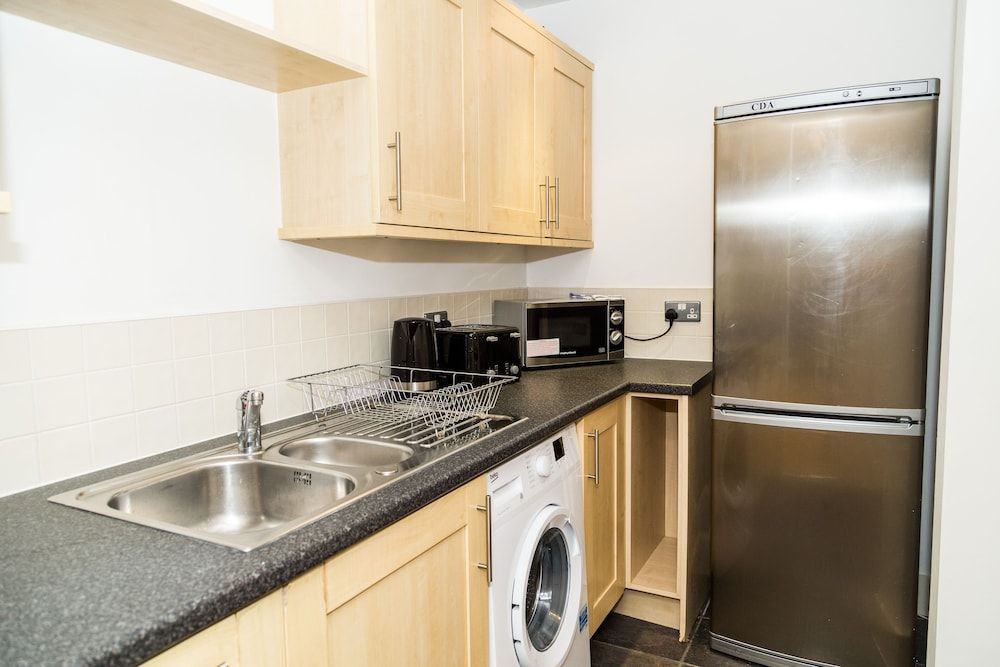 Henry Street - Apt 47 Apartment, 2 Bedrooms 11