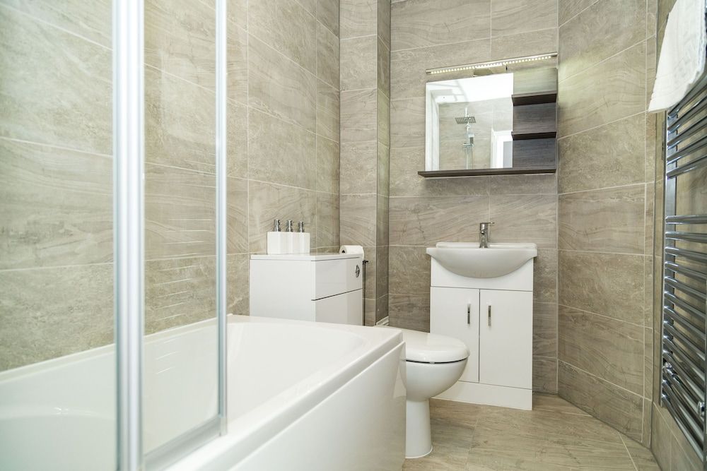 St Lukes Building Apartment, 2 Bedrooms 6