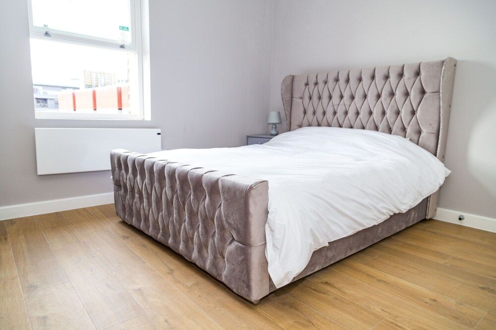 St Lukes Building Superior Apartment, 2 Bedrooms 11