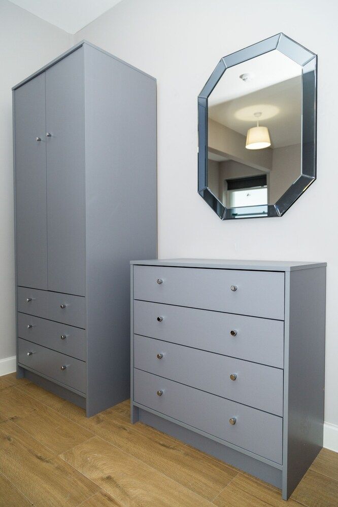 St Lukes Building Apartment, 2 Bedrooms 7