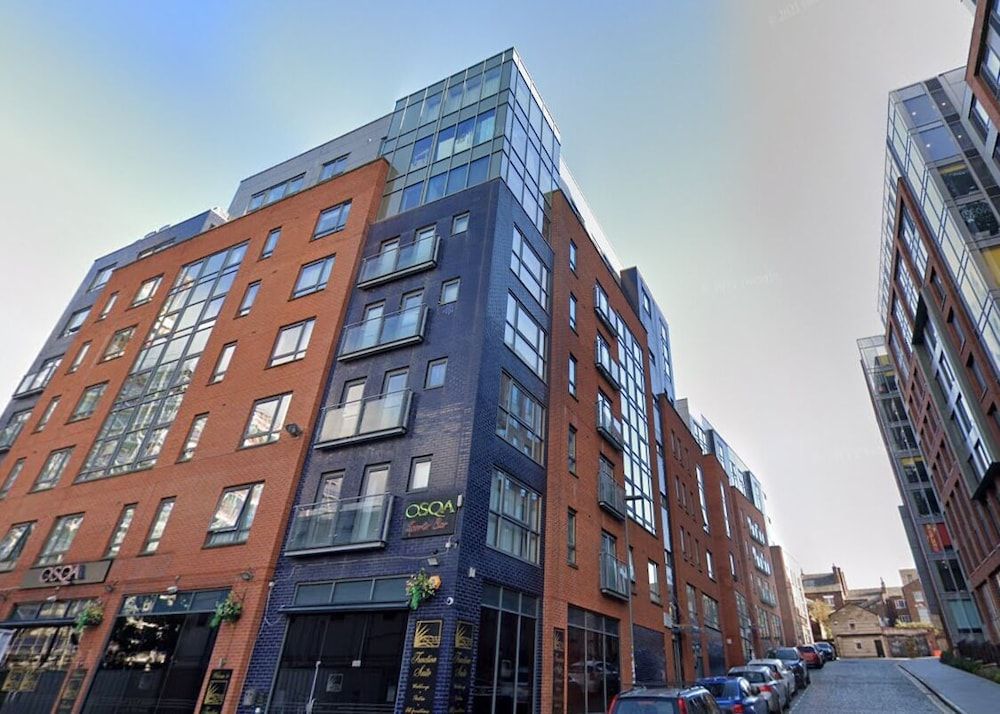 undefined 2 bed 2 bath apartment in City Centre 3