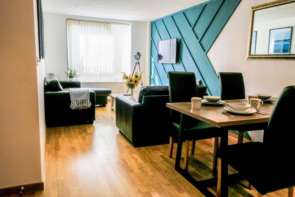 undefined 2 bed 2 bath apartment in City Centre