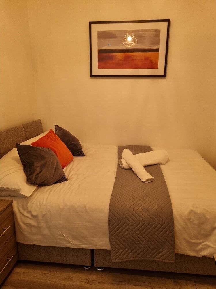 undefined The Symphony Apartment 6