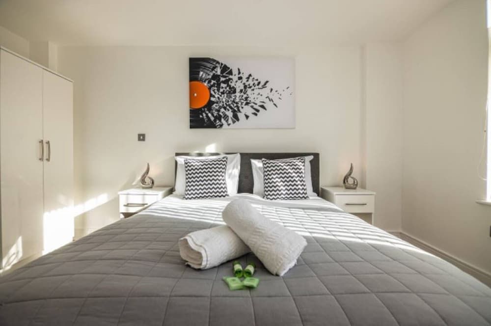 undefined Old School - By Resify 3