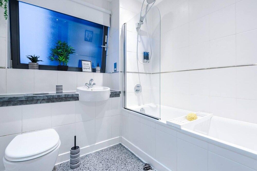 Impeccable 2-bed Apartment in Liverpool Apartment 19
