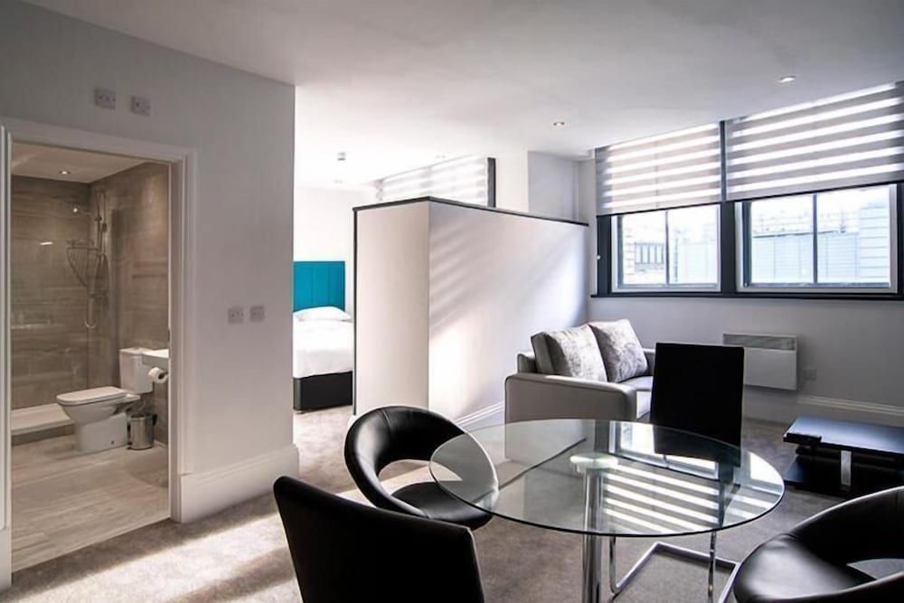 Cavern Quarter Apts - 31 North John St Apartment, 2 Bedrooms 9