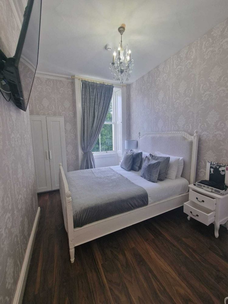 Rainhill Hall Standard Room, 1 Double Bed 3