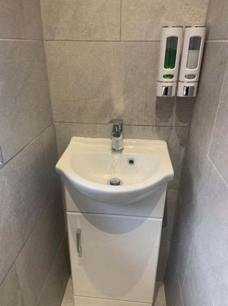 Bloomsbury House - Modern studios near Anfield Standard Studio, 1 Double Bed 42