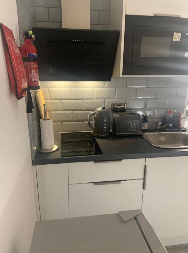 Bloomsbury House - Modern studios near Anfield Standard Studio, 1 Double Bed 26