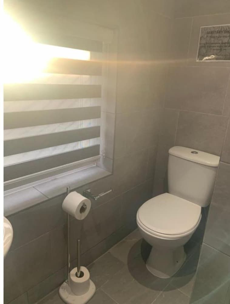 Bloomsbury House - Modern studios near Anfield Standard Studio, 1 Double Bed 40