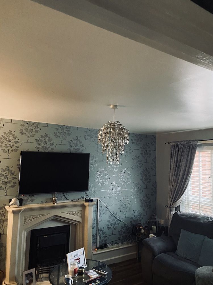 undefined Beautiful House Minutes Away From Liverpool Airport With Huge Garden 4