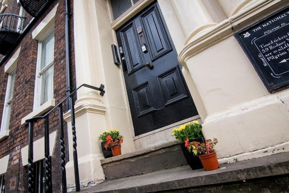 undefined The L1 Rodney St Rooms 8