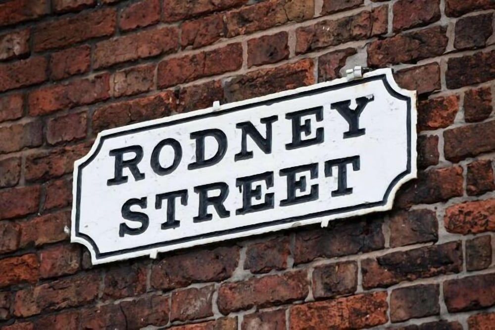 undefined The L1 Rodney St Rooms 5