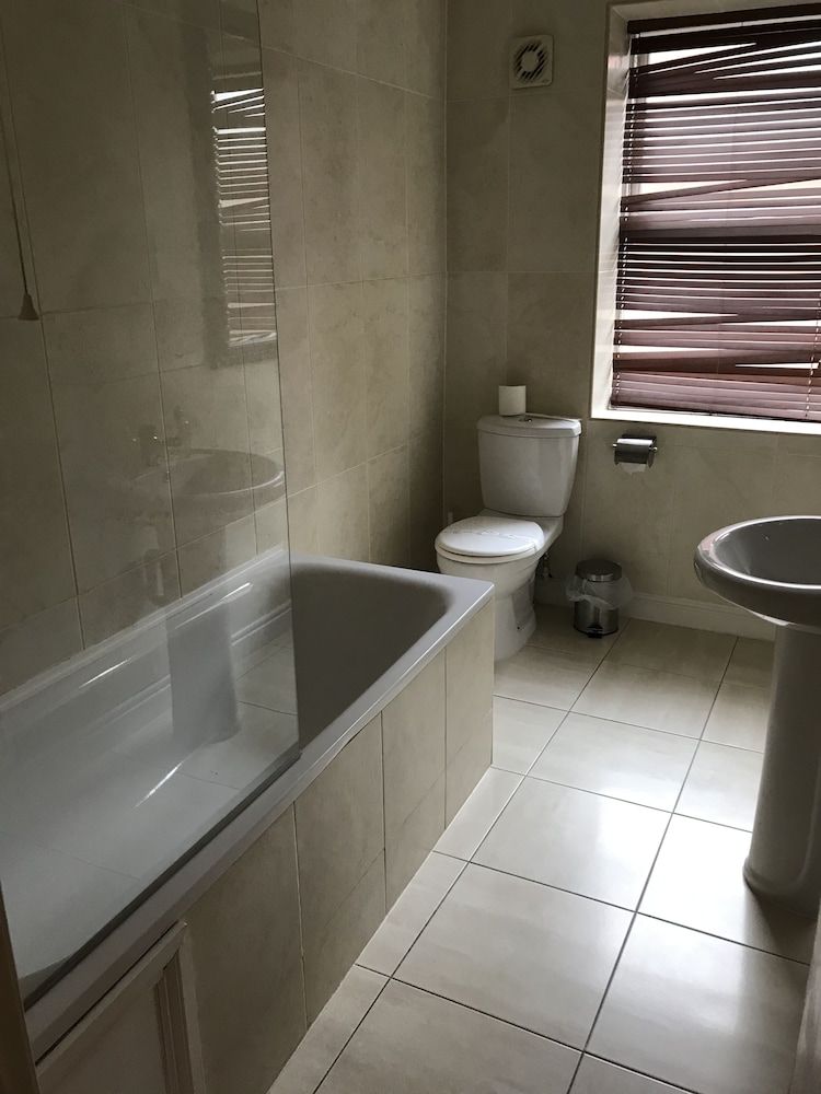 Sheil Suites Double or Twin Room 11