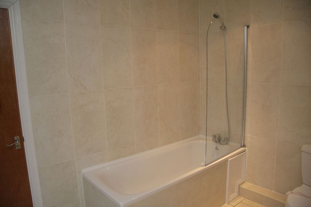 Sheil Suites Double or Twin Room 19