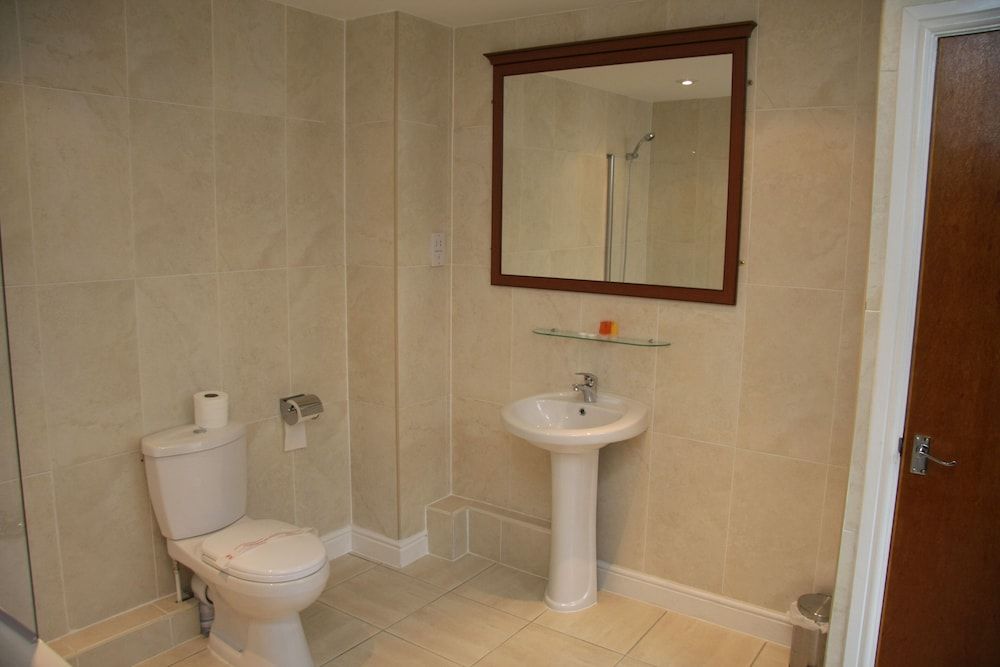 Sheil Suites Double or Twin Room 16