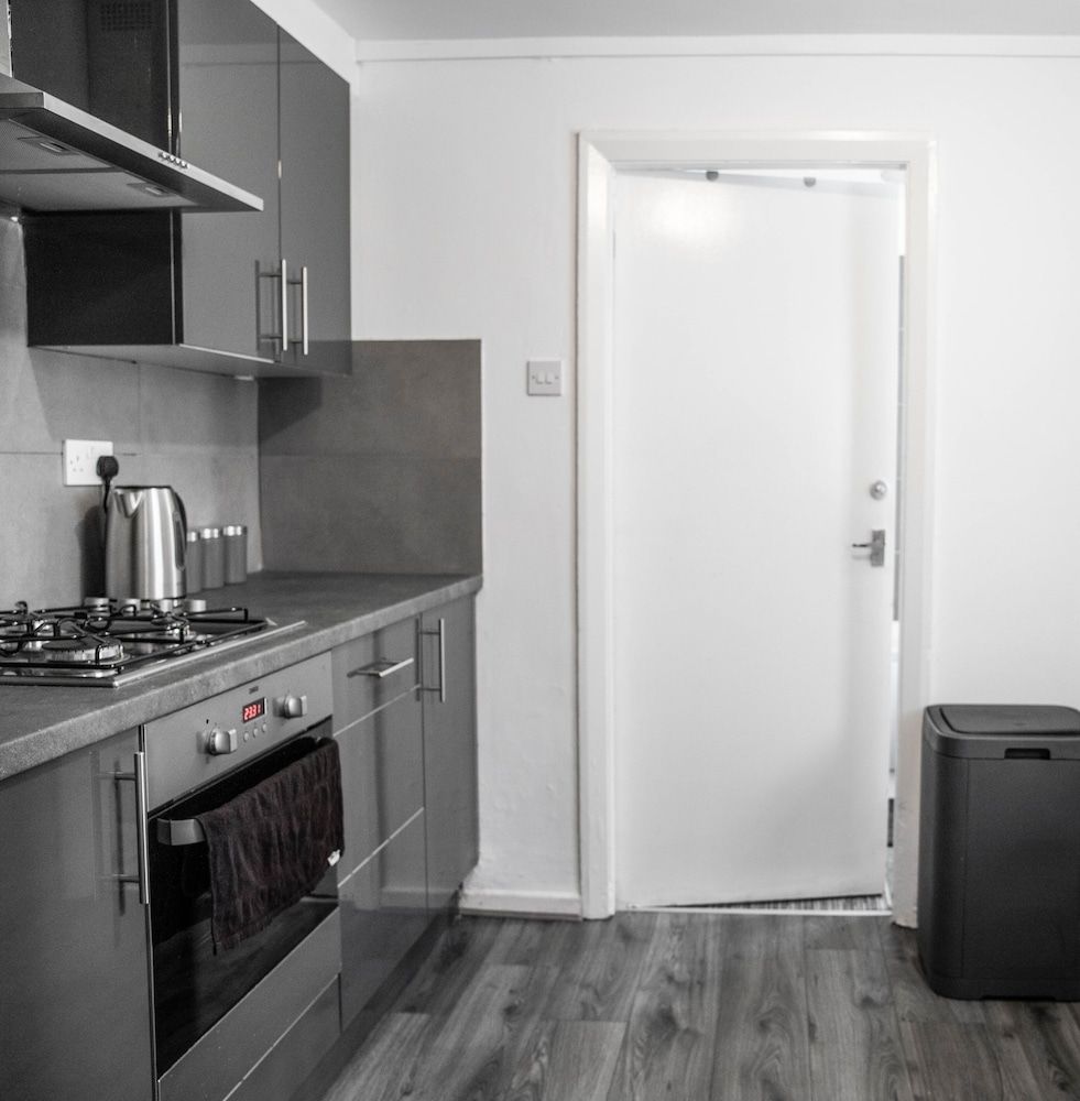 undefined Apollocruz Scorton House 9