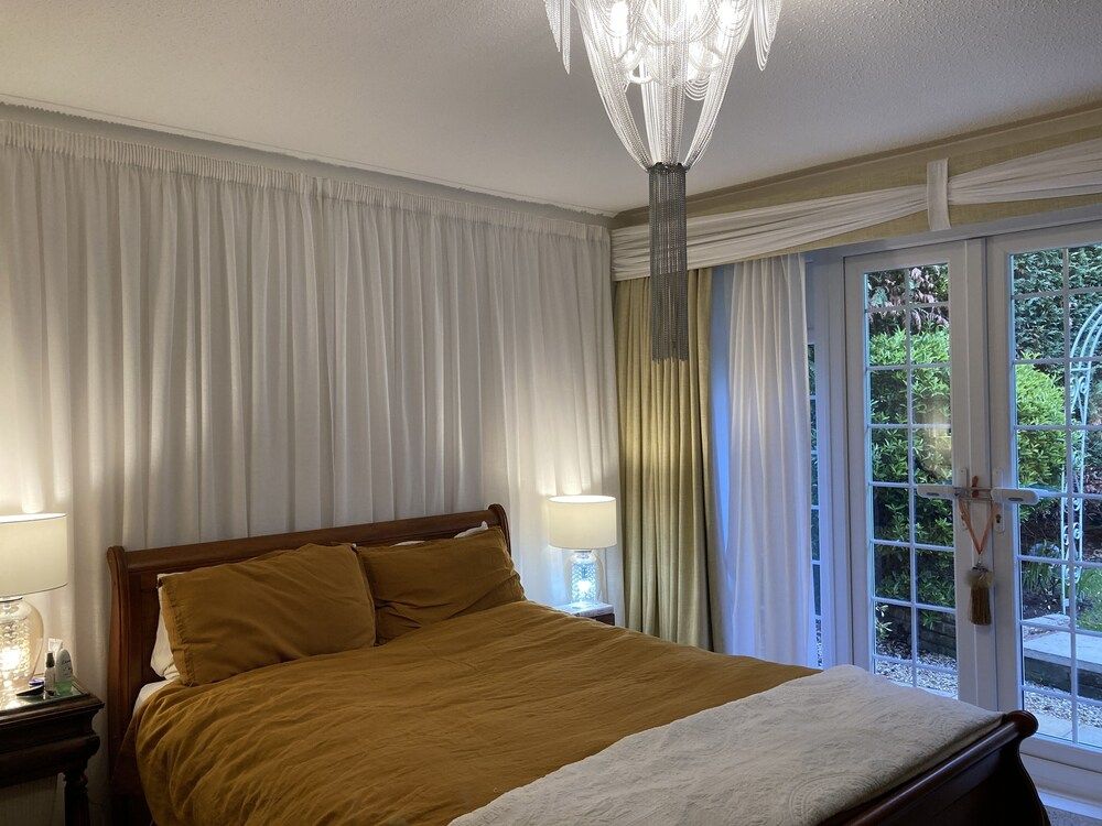 undefined Stunning 2 Bed Bungalow in Liverpool Leafy Suburb 4