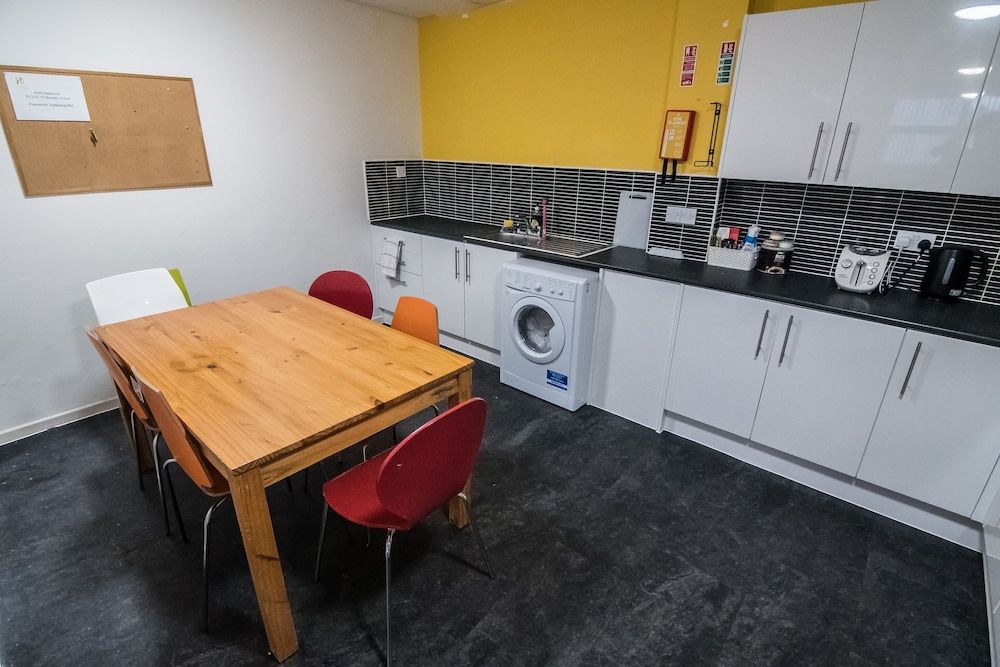 Gildart Street X One Rooms - Hostel Basic Double Room 7