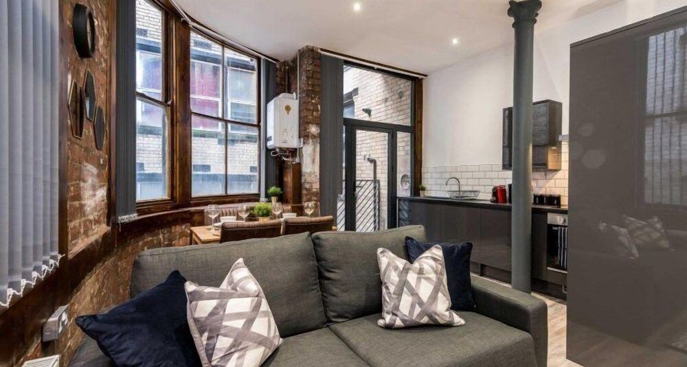 UStay 27 Stanley Street Party Apartments Apartment 7